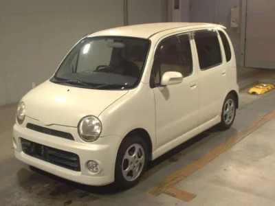 Daihatsu MOVE LATTE