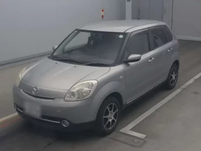 Mazda VERISA