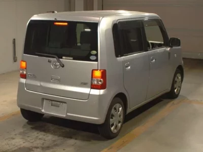 Toyota PIXIS SPACE