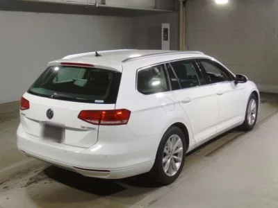 Volkswagen PASSAT VARIANT