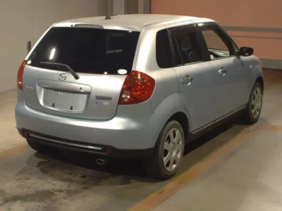 Mazda VERISA
