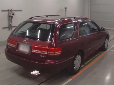 Toyota MARK2 QUALIS