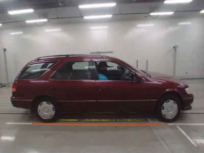 Toyota MARK2 QUALIS