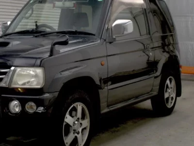Mitsubishi PAJERO MINI