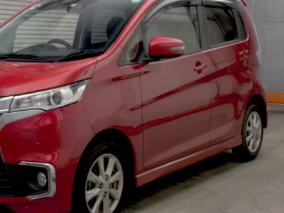 Mitsubishi EK CUSTOM