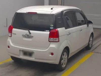 Toyota PORTE