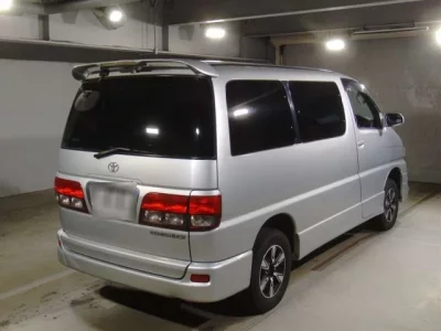 Toyota HIACE REGIUS
