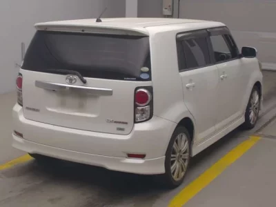 Toyota COROLLA RUMION