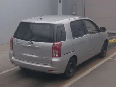 Toyota RAUM