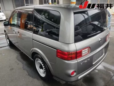 Nissan LAFESTA