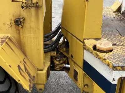 KOMATSU WA30-2