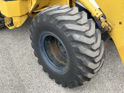 KOMATSU WA30-2