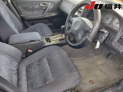 Nissan STAGEA