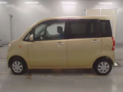 Daihatsu TANTO EXE