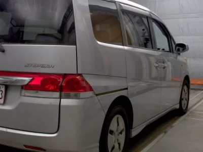 Honda STEP WAGON