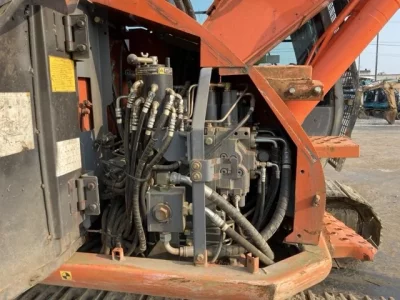 HITACHI ZX125US
