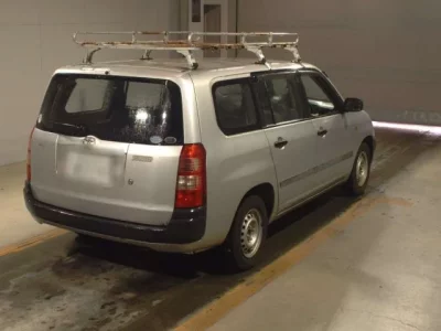 Toyota SUCCEED