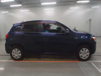 Mitsubishi RVR