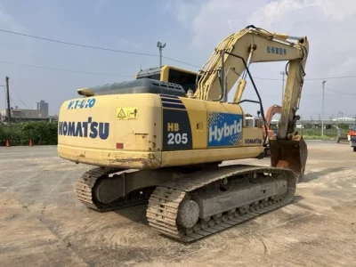 KOMATSU HB205-1