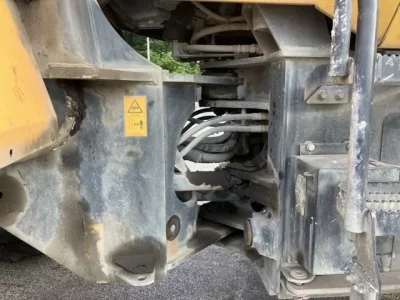 KOMATSU WA100-7