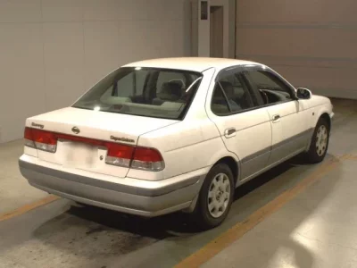 Nissan SUNNY