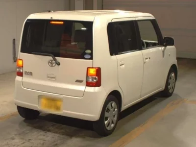 Toyota PIXIS SPACE