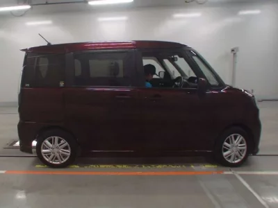 Mitsubishi DELICA D2
