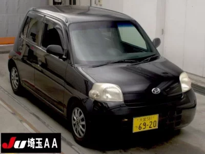 Daihatsu Esse