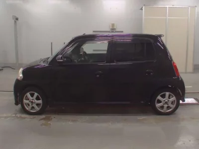 Daihatsu Esse