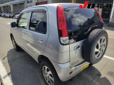 Daihatsu TERIOS KID