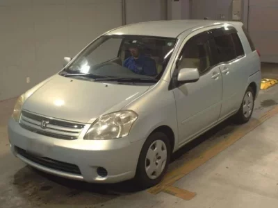 Toyota RAUM