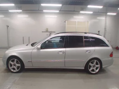 Mercedes-Benz E CLASS WAGON