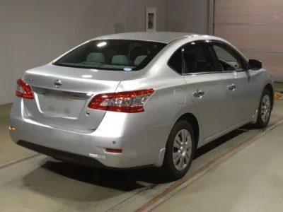 Nissan SYLPHY