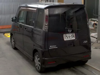 Nissan ROOX