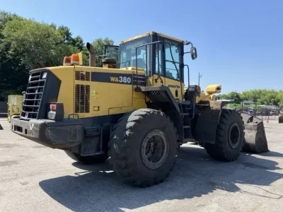 KOMATSU WA380-6