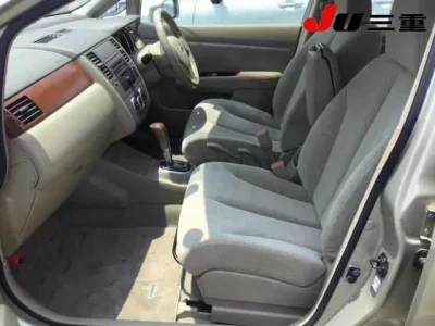 Nissan TIIDA LATIO