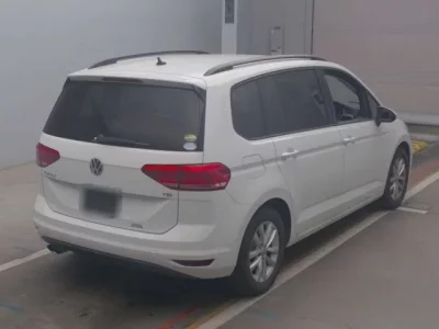 Volkswagen GOLF TOURAN