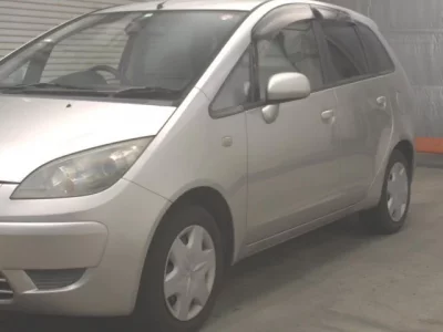 Mitsubishi COLT PLUS