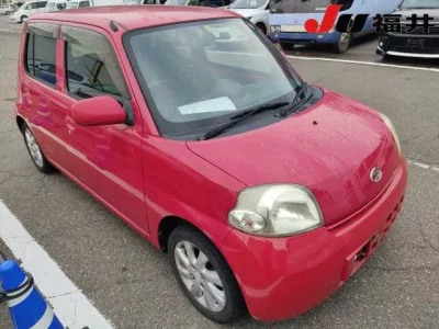 Daihatsu Esse