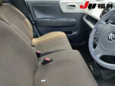 Suzuki MRWAGON