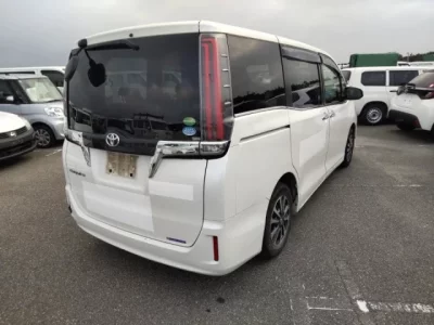 Toyota ESQUIRE