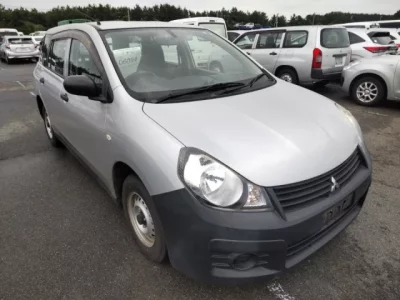 Mitsubishi LANCER VAN