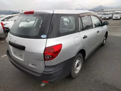 Mitsubishi LANCER VAN