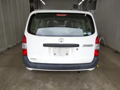 Toyota SUCCEED