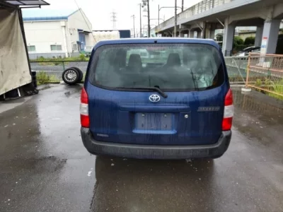 Toyota SUCCEED