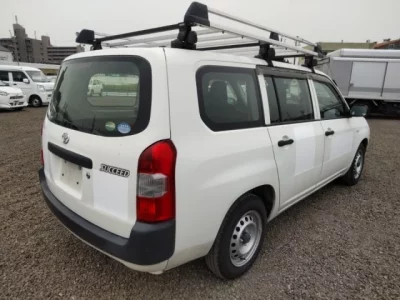 Toyota SUCCEED