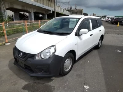 Nissan AD