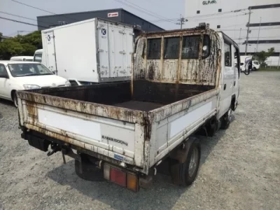 Mazda TITAN