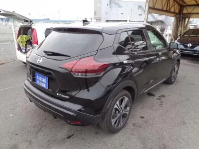 Nissan KIX