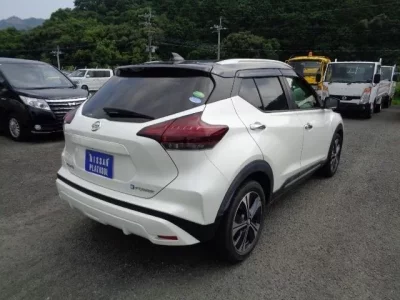 Nissan KIX